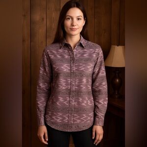 𝅺CABELA’S flannel bottom shirt size small